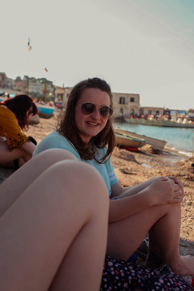 Ruth - Capri